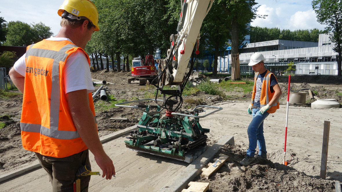 Kluyver Park on the Grounds of the Delft University of Technology Broke Ground